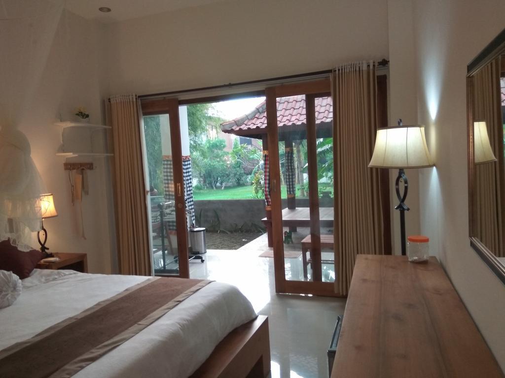 Master Homestay Amed  Exterior photo