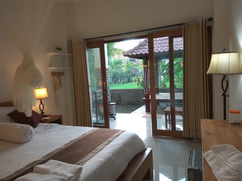 Master Homestay Amed  Exterior photo