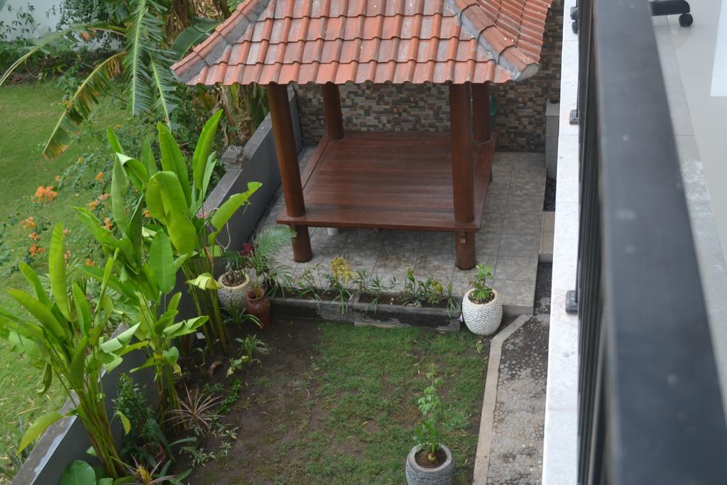 Master Homestay Amed  Exterior photo