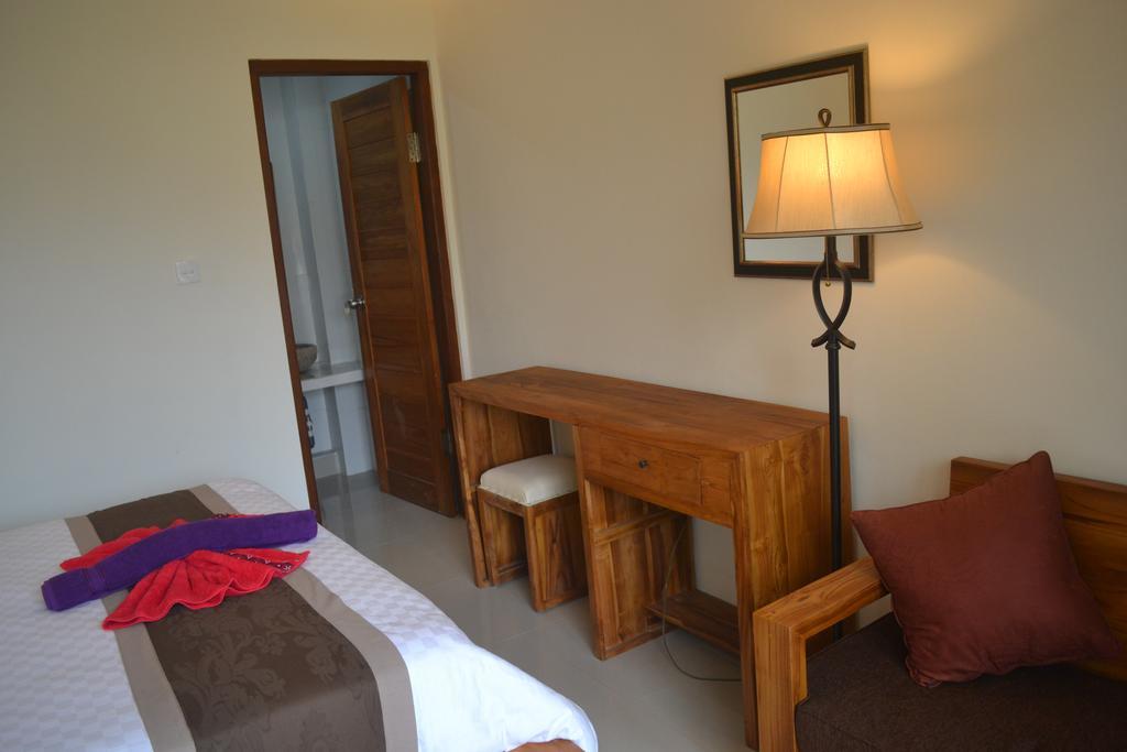 Master Homestay Amed  Exterior photo